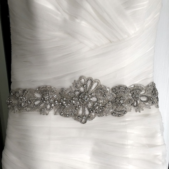 Mori Lee Tulle strapless wedding gown - Picture 7 of 11